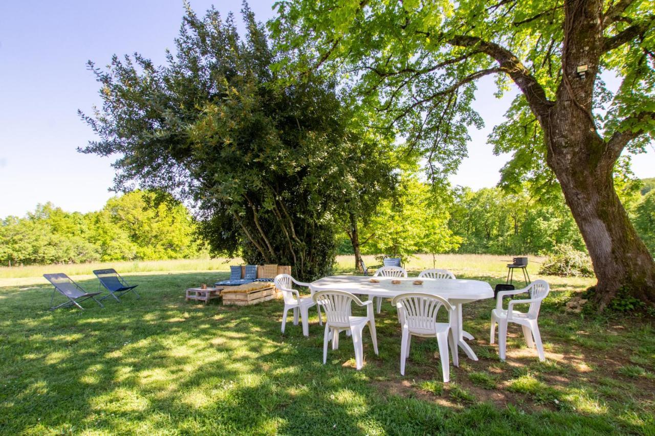 Chez Renou Et Prosperou Maison Typique Du Sarladait Saint-Genies Εξωτερικό φωτογραφία